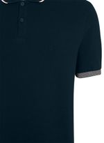 77430596_48_2-POLO-MC-MANGA-LISTRADA-COMFORT